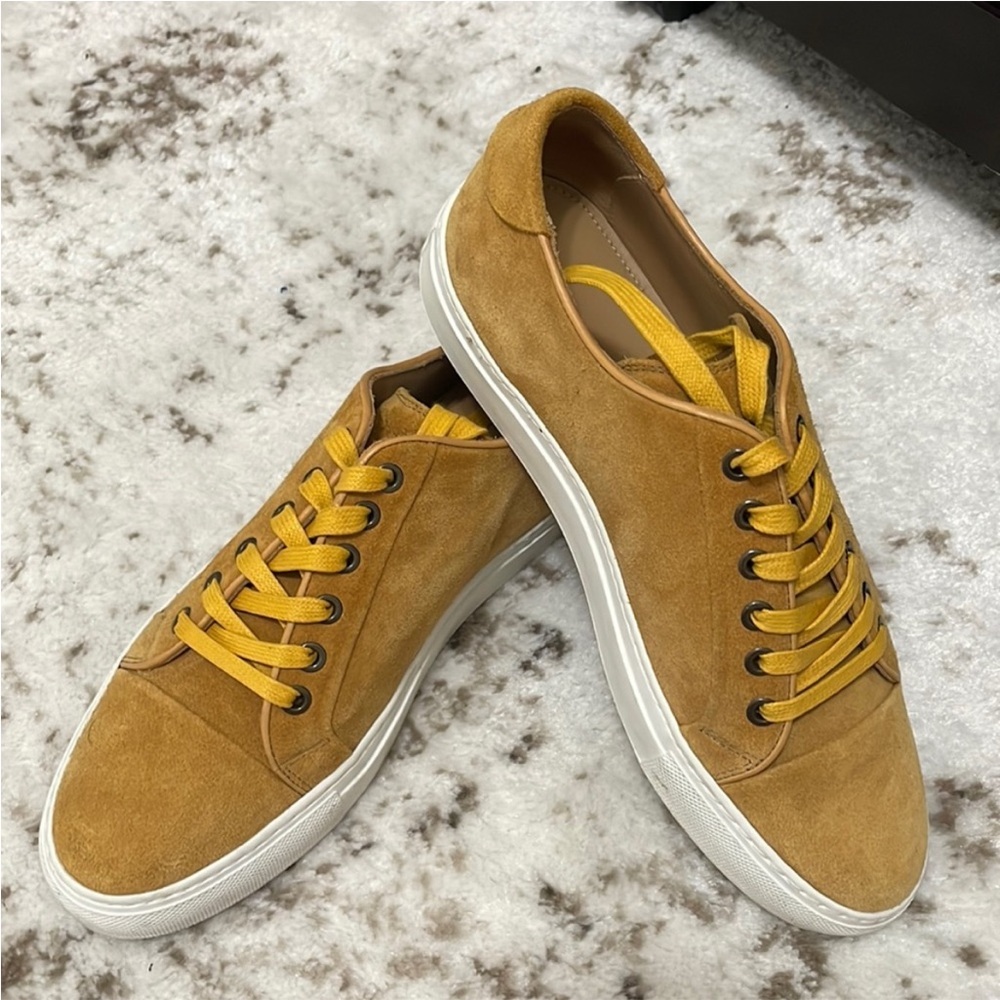 Collegium Luxury Low suede shoes made in Spain